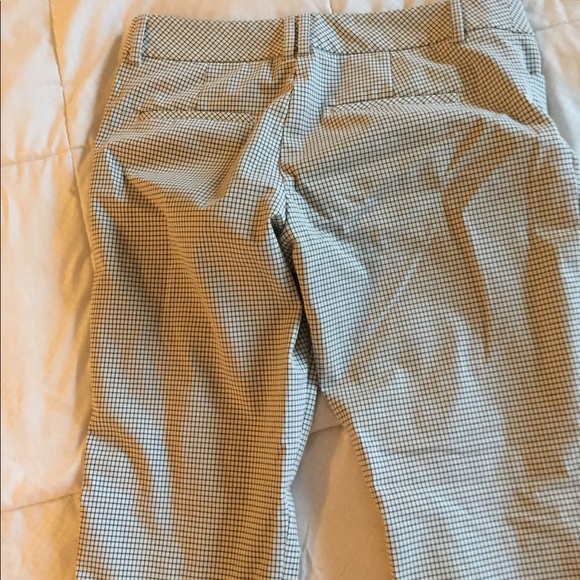 Express black and white Editor 2 - Picture 4 of 4